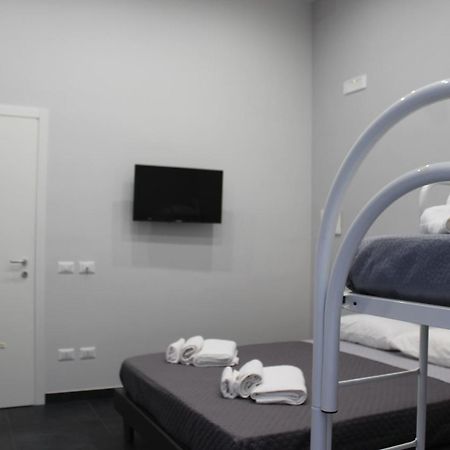 Hotel Civico Sedici à Naples Extérieur photo
